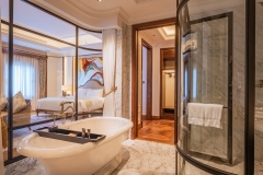 hotels-selection-bathrooms-south-asia-1